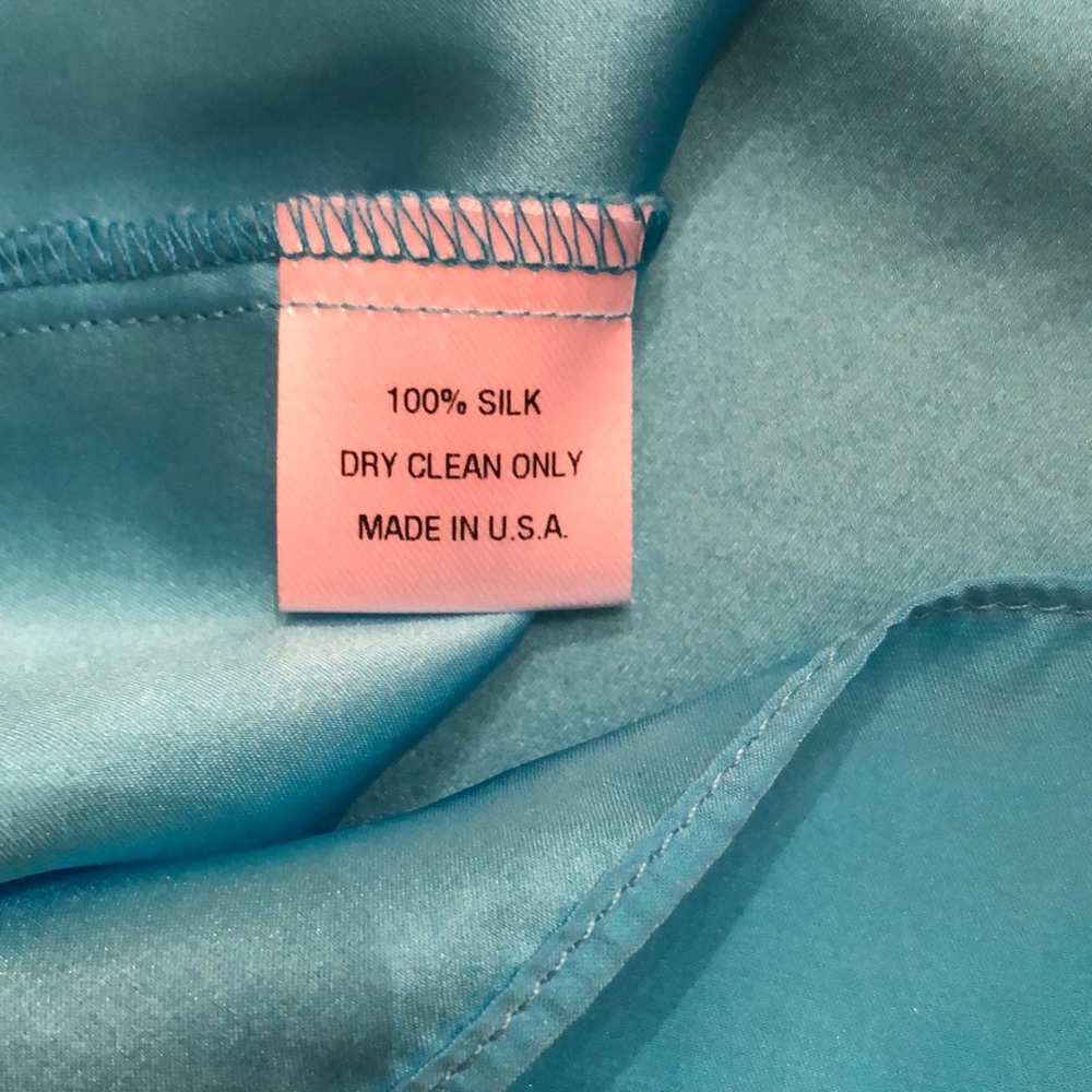 Alice & Trixie | Silk Halter Top Ruffle Pleats - Picture 6 of 6